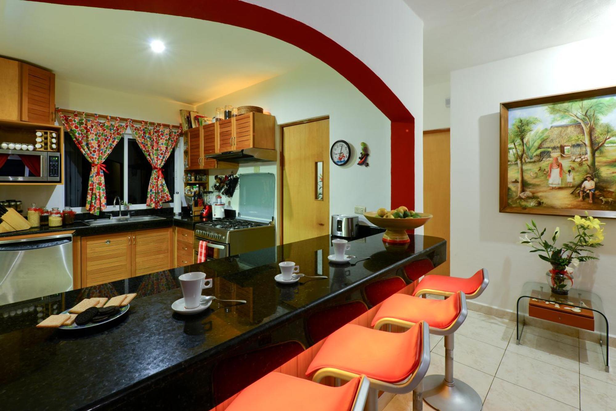 B&B Mom'S House Puerto Aventuras Exterior photo