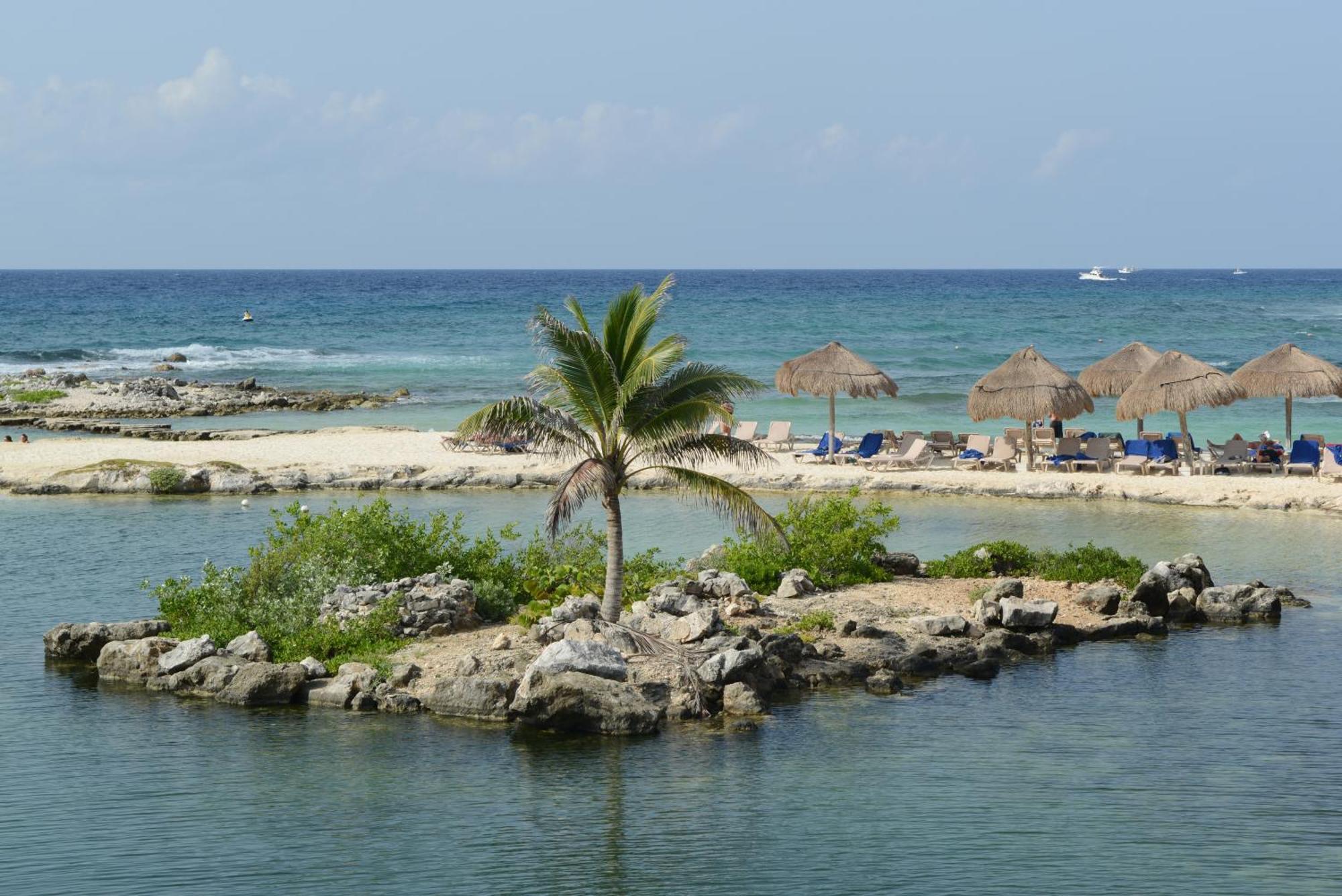 B&B Mom'S House Puerto Aventuras Exterior photo